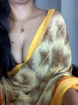 Snapshot of _surbhi_ chatting on February 2026 04:34:02 AM surbhi online show from February 2026 04:34:02 AM