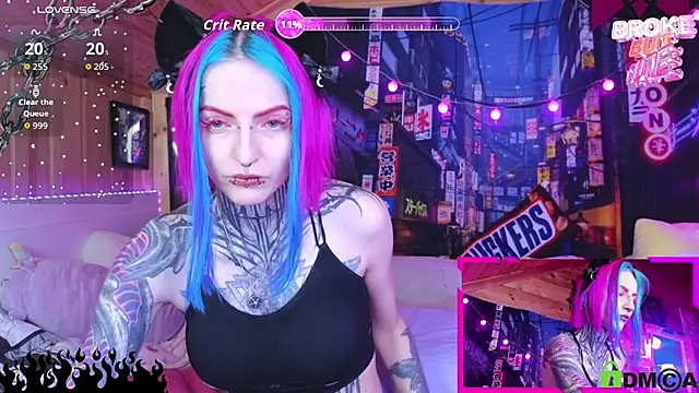 NekoCyber online show from December 2025 04:46:02 AM