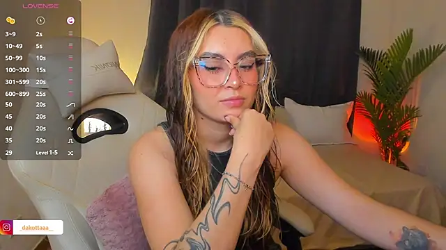 dakottaa  online show from May 2026 12:05:01 AM