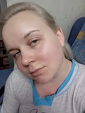 Karolina love  online show from September 2025 09:39:01 PM