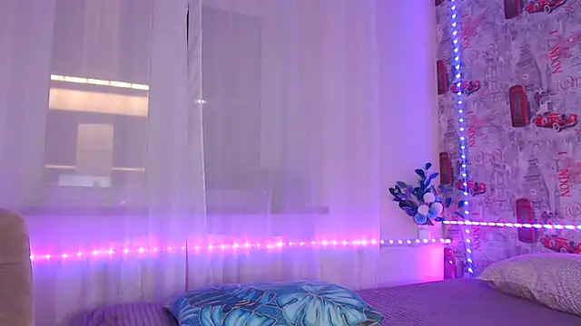 Karolina love  online show from May 2026 08:53:02 PM