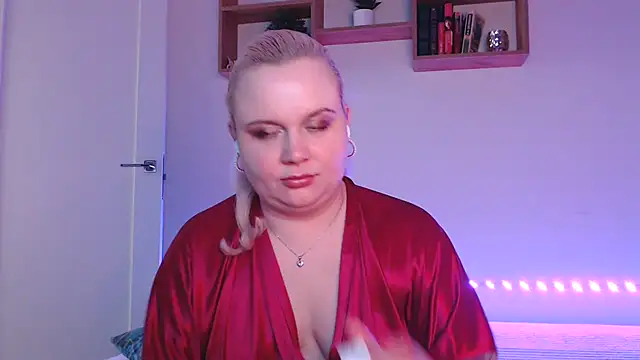 Karolina love  online show from April 2026 12:45:02 AM