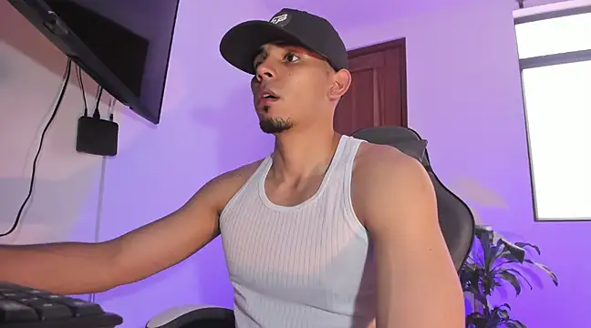 joss 111 online show from February 2025 07:03:01 PM