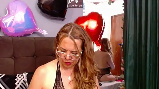 RubyWatson50 online show from October 2025 09:57:02 PM