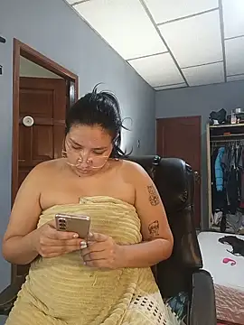 DanelyLopez online show from June 2026 01:58:02 AM