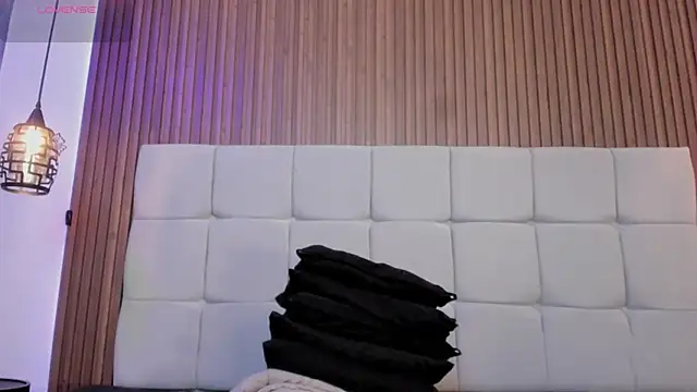 Saravy Blandon online show from March 2026 11:03:01 AM