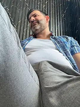 Snapshot of Maxi_TheBigDaddy chatting on July 2026 02:06:01 PM Maxi TheBigDaddy online show from July 2026 02:06:01 PM