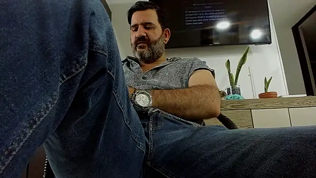 Maxi TheBigDaddy online show from March 2026 01:35:02 PM