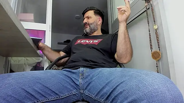 Maxi TheBigDaddy online show from March 2026 12:22:01 AM