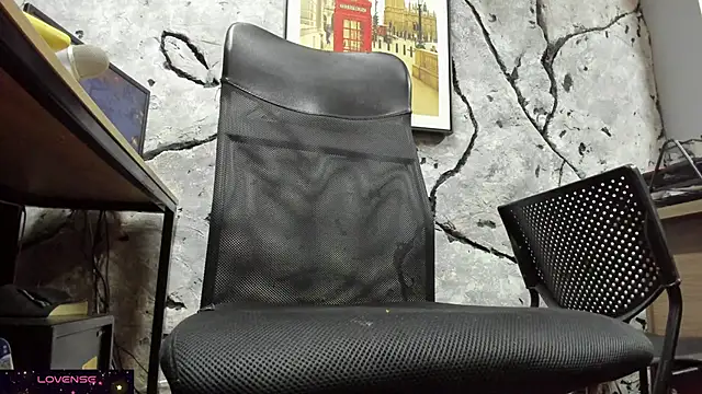 Snapshot of Maxi_TheBigDaddy chatting on November 2025 11:47:01 AM Maxi TheBigDaddy online show from November 2025 11:47:01 AM