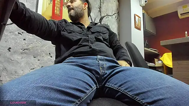 Snapshot of Maxi_TheBigDaddy chatting on January 2026 07:39:01 PM Maxi TheBigDaddy online show from January 2026 07:39:01 PM