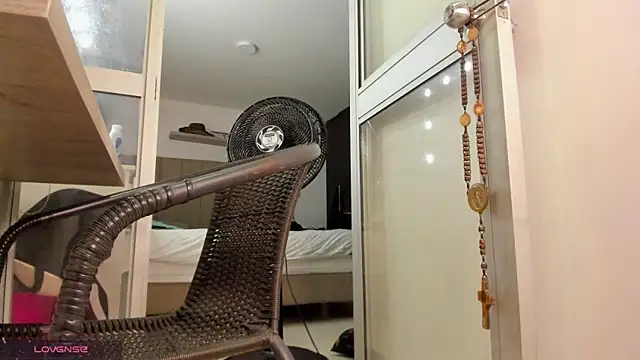 Maxi TheBigDaddy online show from April 2026 03:18:02 AM