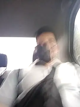 Maxi TheBigDaddy online show from April 2026 01:12:02 PM