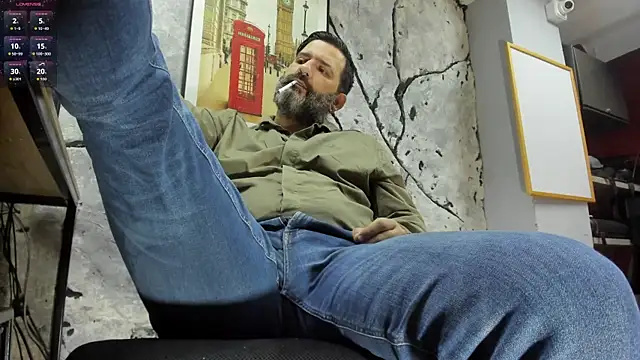 Maxi TheBigDaddy online show from May 2026 11:39:01 AM
