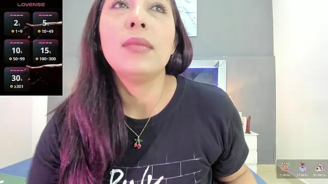 Lauralove 69 online show from March 2026 07:51:01 PM