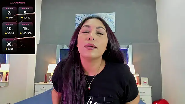 Lauralove 69 online show from February 2026 08:51:01 PM