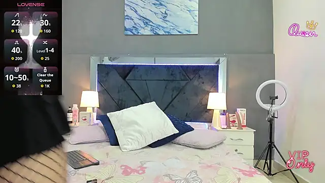 Lauralove 69 online show from April 2026 09:34:02 PM