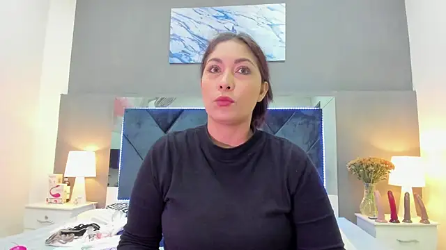 Snapshot of Lauralove_69 chatting on October 2025 08:09:02 PM Lauralove 69 online show from October 2025 08:09:02 PM
