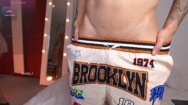 im abby  online show from November 2025 02:37:02 AM