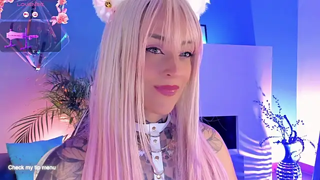 Megan inked online show from November 2025 03:11:01 AM