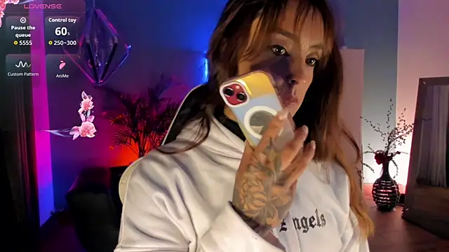 Snapshot of Megan_inked chatting on June 2026 03:45:02 AM Megan inked online show from June 2026 03:45:02 AM