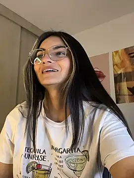 Cat2525 online show from April 2026 01:06:01 AM