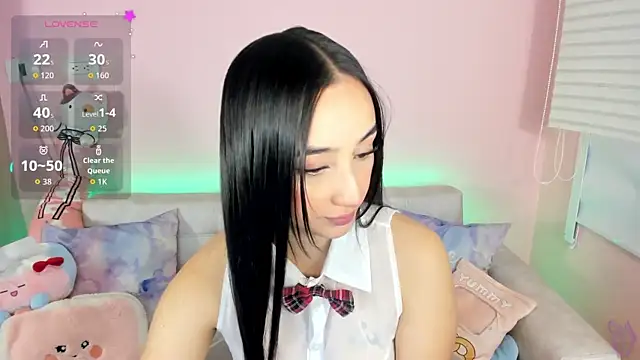 tinysara online show from March 2026 04:23:02 PM