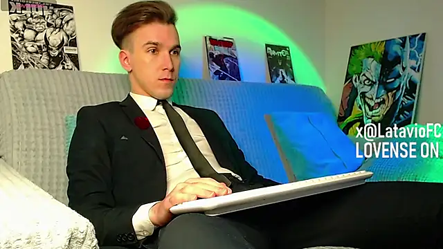 Midnighter  online show from May 2026 11:03:01 PM