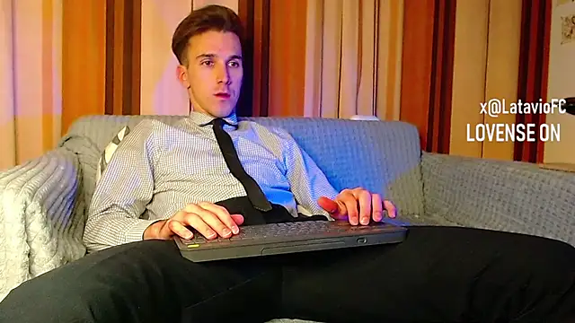 Midnighter  online show from November 2025 08:53:01 PM