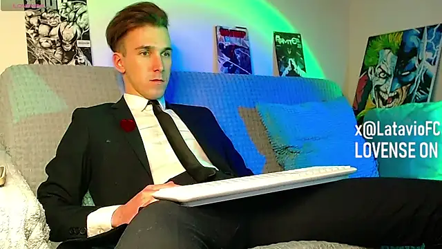 Midnighter  online show from April 2026 08:43:01 PM