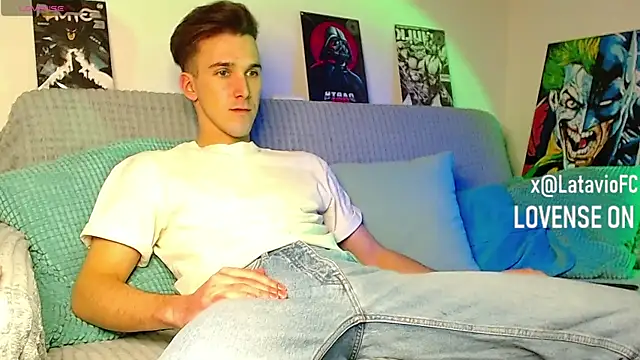 Midnighter  online show from February 2026 10:31:01 PM