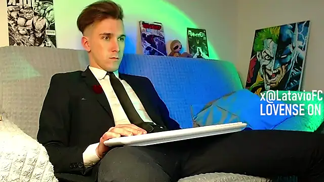 Midnighter  online show from April 2026 06:01:01 PM