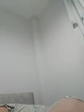 WildScorpio86 online show from April 2026 05:58:01 PM