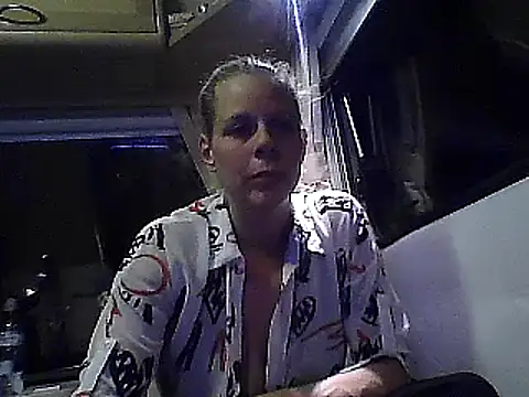 WildScorpio86 online show from December 2025 06:13:02 PM