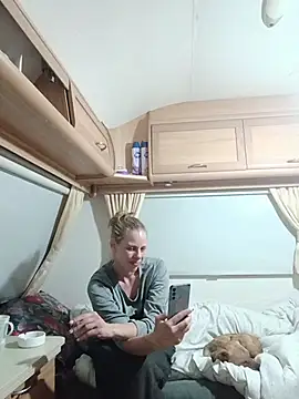 WildScorpio86 online show from February 2026 07:35:01 PM