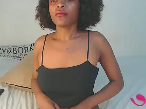 wetmypants online show from March 2026 05:40:01 AM