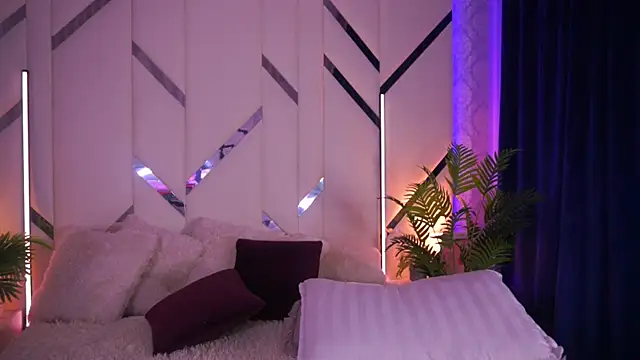 Snapshot of CuteAmberr chatting on November 2025 12:55:01 AM CuteAmberr online show from November 2025 12:55:01 AM