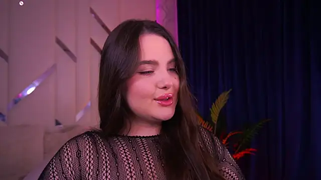 Snapshot of CuteAmberr chatting on November 2025 12:58:02 AM CuteAmberr online show from November 2025 12:58:02 AM