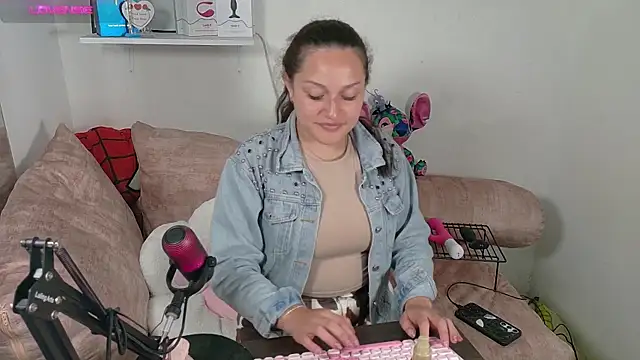 megan doll2 online show from September 2025 09:48:02 PM