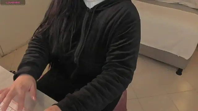 scarlet miller1 online show from October 2025 11:42:02 AM