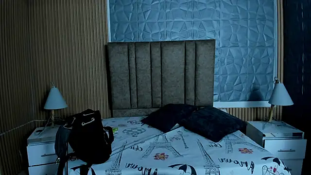 charlottewhitte online show from February 2026 11:18:01 AM