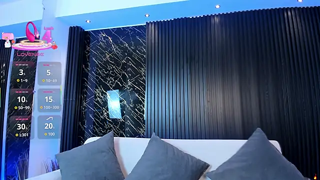 charlottewhitte online show from November 2025 11:37:01 AM