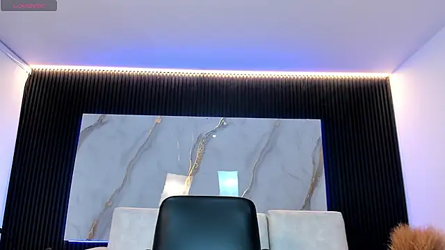 charlottewhitte online show from October 2025 11:42:02 AM