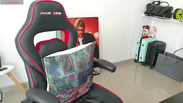 samantha tattu online show from December 2025 03:57:01 PM