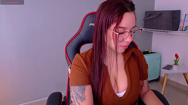 samantha tattu online show from April 2026 04:14:02 PM