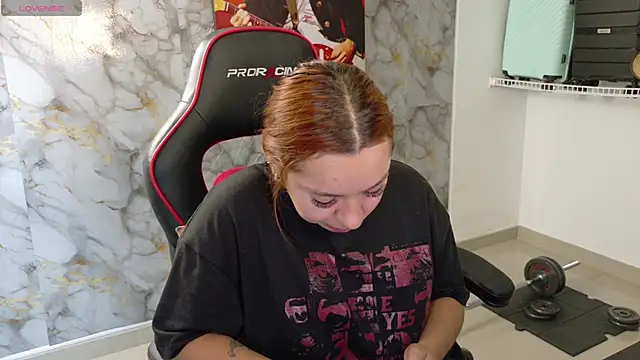 Snapshot of samantha_tattu chatting on October 2025 07:04:02 PM samantha tattu online show from October 2025 07:04:02 PM