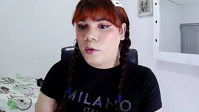 Violetacam 05 online show from December 2025 01:17:01 AM