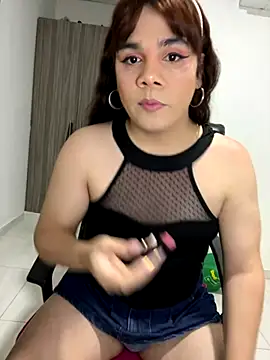 Snapshot of Violetacam_05 chatting on October 2025 10:49:01 AM Violetacam 05 online show from October 2025 10:49:01 AM