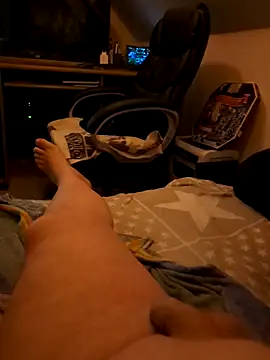 Mariomario0565 online show from December 2025 08:30:02 PM