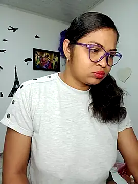 chalohott online show from November 2025 09:41:01 AM